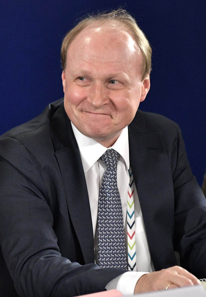Владимир Толстой